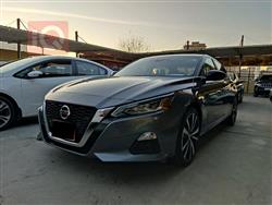 نيسان ألتيما